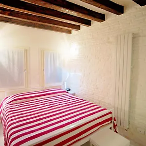 Ca' Di Paolo Apartment