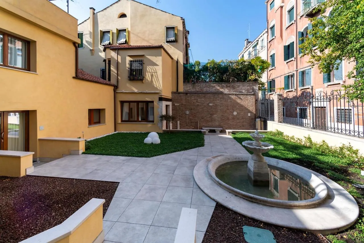 ** Guest house Ca' De La Fonte - Wenice Deep Culture Venice Italy